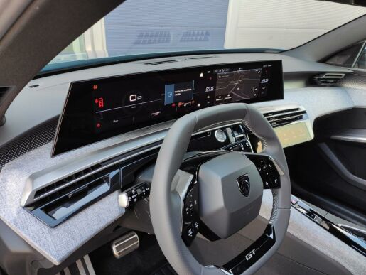 Peugeot 5008 GT Hybrid 145 e-AUT6