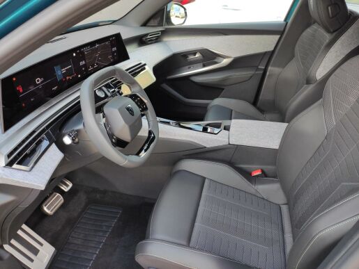 Peugeot 5008 GT Hybrid 145 e-AUT6