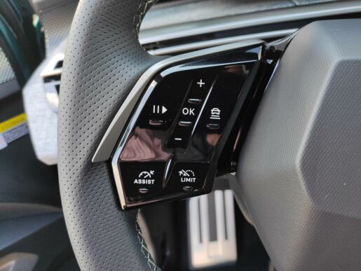 Peugeot 5008 GT Hybrid 145 e-AUT6