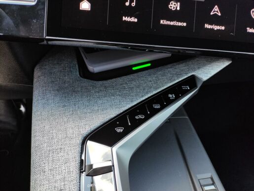 Peugeot 5008 GT Hybrid 145 e-AUT6