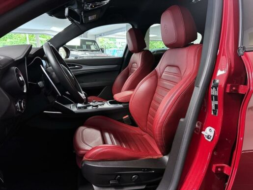 Alfa Romeo Stelvio 2.0T 280k AT8 ZF Q4 4x4 Veloce
