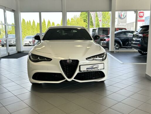 Alfa Romeo Giulia 2.0i 280k AWD Veloce