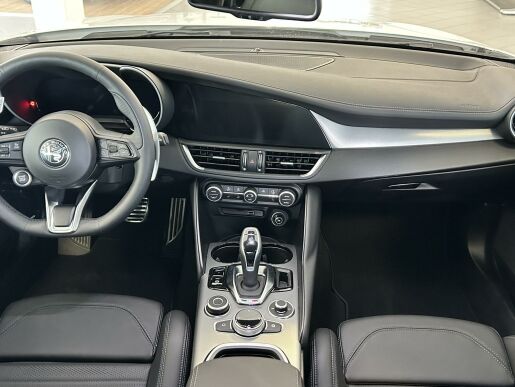 Alfa Romeo Giulia 2.0i 280k AWD Veloce