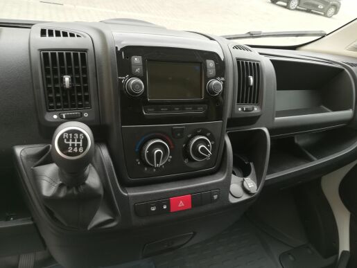 Citroën Jumper FURGON 33 L2H2 BlueHDi 140 S&S MAN6                                                                           