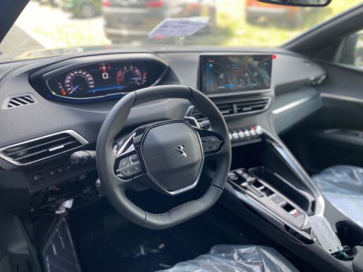 Peugeot 5008 ALLURE PACK BlueHDi 130 EAT8 - 3719