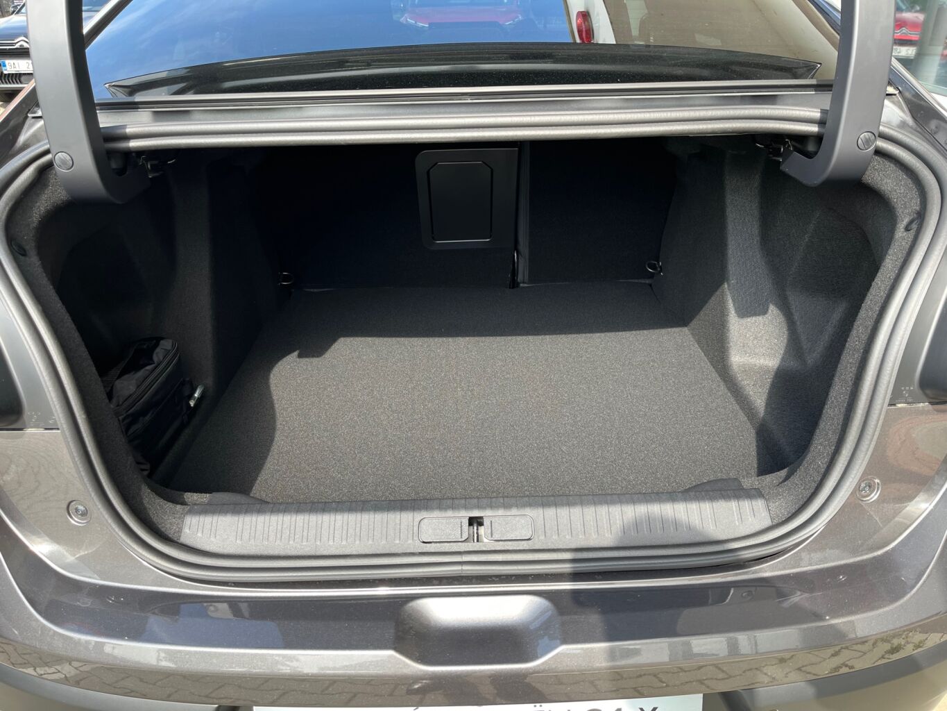 Foto vozidla Citroën ë-C4 X 9