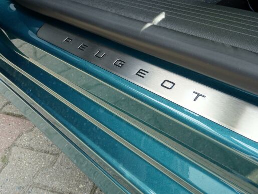 Peugeot 308 SW GT Plug-in HYBRID 225 e-EAT