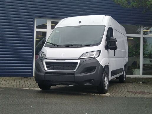 Peugeot Boxer  Furgon 3300 L2H2 BlueHDi 140k S&S MAN6                                       