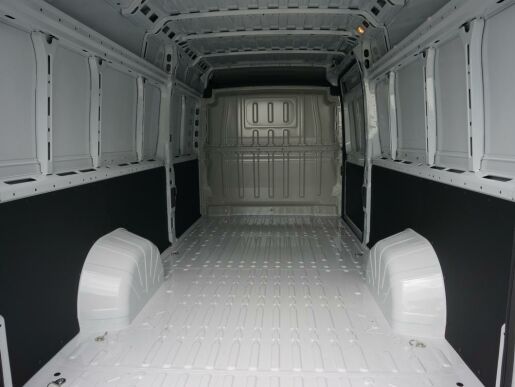 Peugeot Boxer 4350 L4H2 2.2 BlueHDi 165k