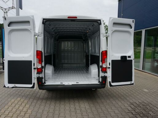 Peugeot Boxer 4350 L4H2 2.2 BlueHDi 165k
