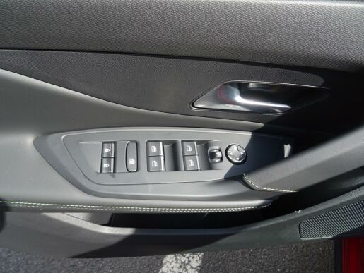 Peugeot 408 GT PureTech 1.2 130k EAT8