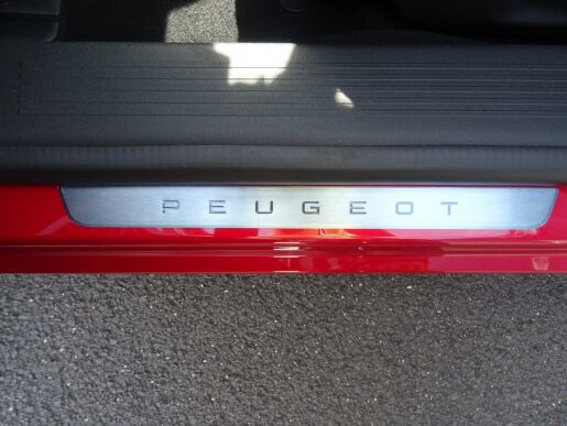 Peugeot 408 GT PureTech 1.2 130k EAT8