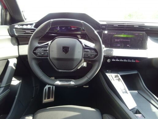 Peugeot 408 GT PureTech 1.2 130k EAT8
