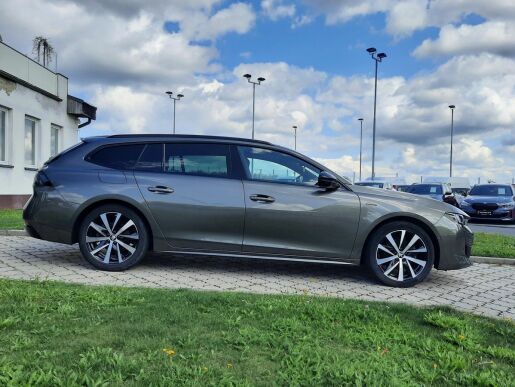 Peugeot 508 SW GT LINE 1,6PT 180k EAT8