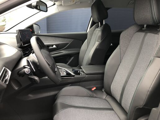 Peugeot 3008 Allure 1.2 PureTech 130 S&S EAT8