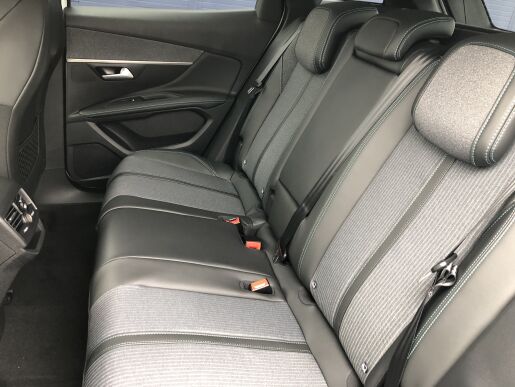 Peugeot 3008 Allure 1.2 PureTech 130 S&S EAT8