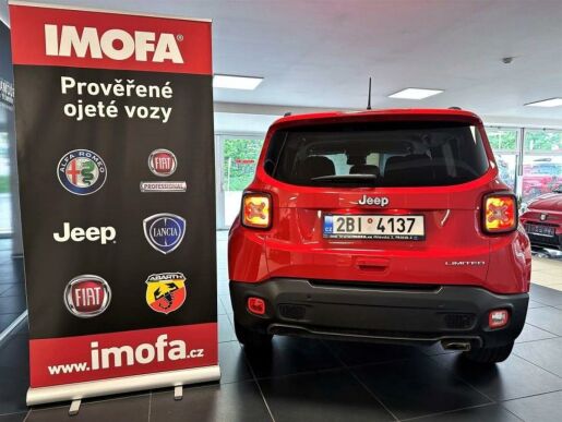 Jeep Renegade 1.3 T4 150k DDCT AT Limited, r