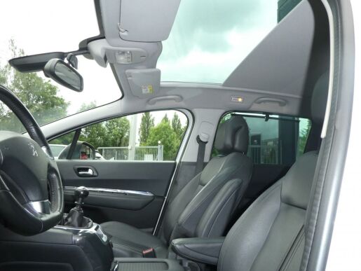 Peugeot 5008 Allure 1.6 BlueHDi 115k MAN6