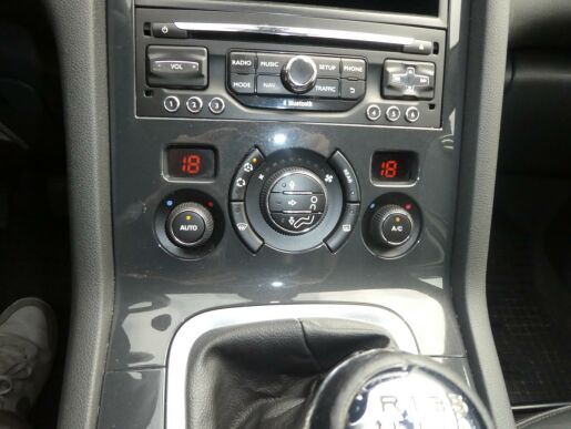 Peugeot 5008 Allure 1.6 BlueHDi 115k MAN6