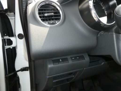 Peugeot 5008 Allure 1.6 BlueHDi 115k MAN6