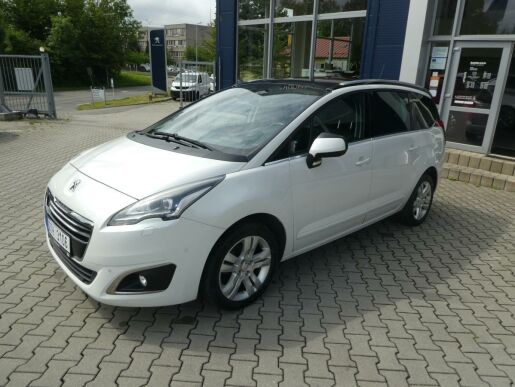 Peugeot 5008 Allure 1.6 BlueHDi 115k MAN6