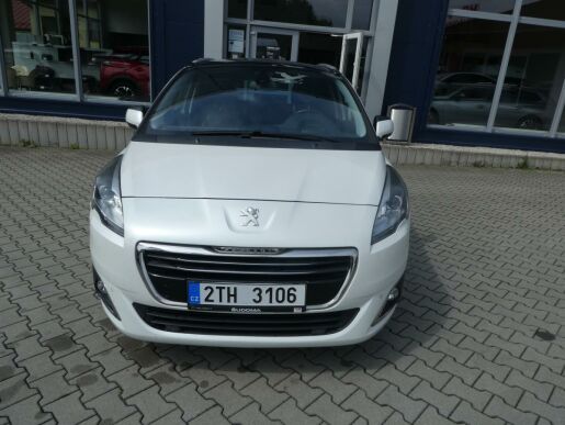 Peugeot 5008 Allure 1.6 BlueHDi 115k MAN6