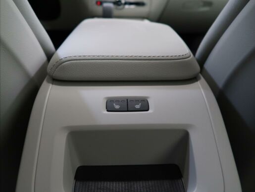 Volvo XC60 2,0 B4 FWD CORE
