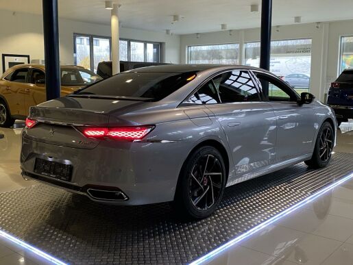 DS Automobiles DS9 1.6 PureTech PERFORMANCE LINE