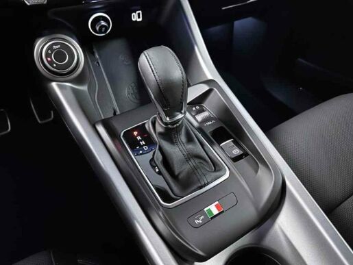 Alfa Romeo Tonale 1.5 T e-Hybrid 160k AT Edizion
