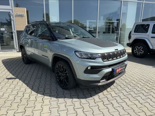 Jeep Compass 1,5 130k Upland  e-Hybrid