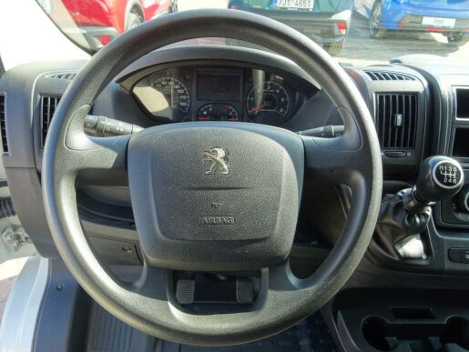 Peugeot Boxer L2H2 2.2 BlueHDi 140k MAN6