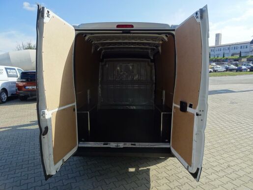 Peugeot Boxer L2H2 2.2 BlueHDi 140k MAN6