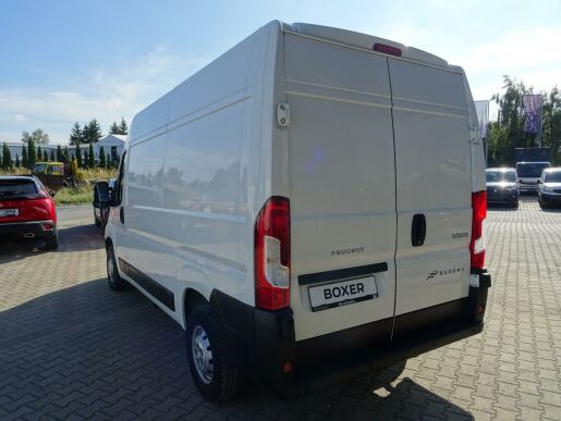 Peugeot Boxer L2H2 2.2 BlueHDi 140k MAN6