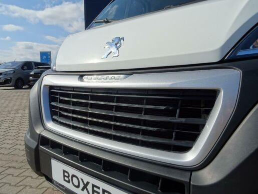 Peugeot Boxer L2H2 2.2 BlueHDi 140k MAN6