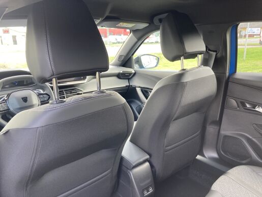 Peugeot 2008 ALLURE PureTech 130 S&S EAT8 