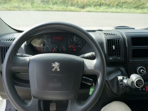 Peugeot Boxer BOXER L2H2 2.2 140k
