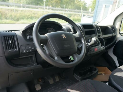 Peugeot Boxer BOXER L2H2 2.2 140k