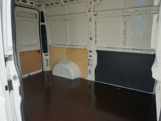 Peugeot Boxer BOXER L2H2 2.2 140k