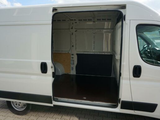 Peugeot Boxer BOXER L2H2 2.2 140k