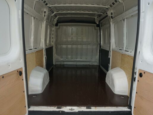 Peugeot Boxer BOXER L2H2 2.2 140k