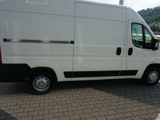 Peugeot Boxer BOXER L2H2 2.2 140k