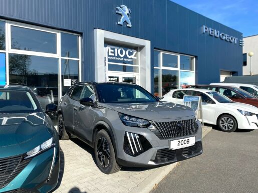 Peugeot 2008 GT PureTech 130 S&S EAT8  