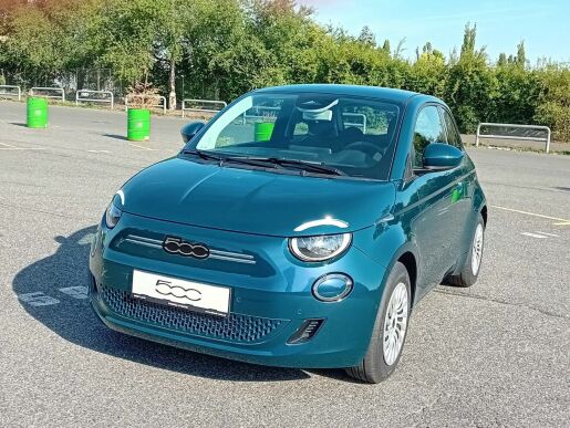 Fiat 500e Hatchback 42 kWh 