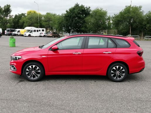 Fiat Tipo kombi 1.0 FireFly 100k CITY LIFE - červená