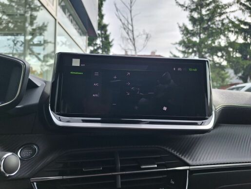 Peugeot 2008 GT Hybrid 136 e-DCS6