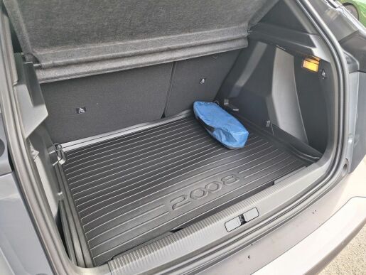 Peugeot 2008 GT Hybrid 136 e-DCS6