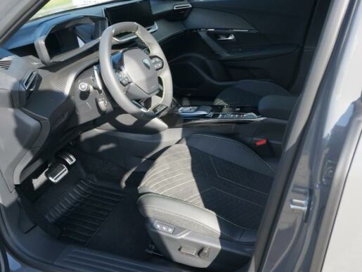 Peugeot 2008 GT PureTech 130 S&S EAT8