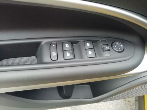 Jeep Avenger Electric Summit 54 kWh 156 k