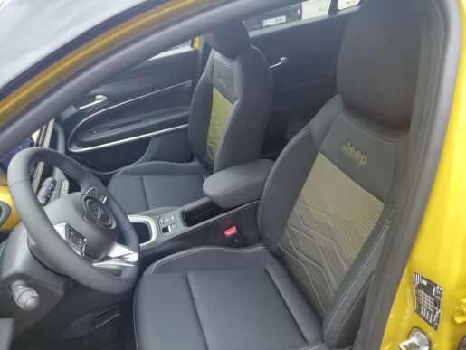 Jeep Avenger Electric Summit 54 kWh 156 k