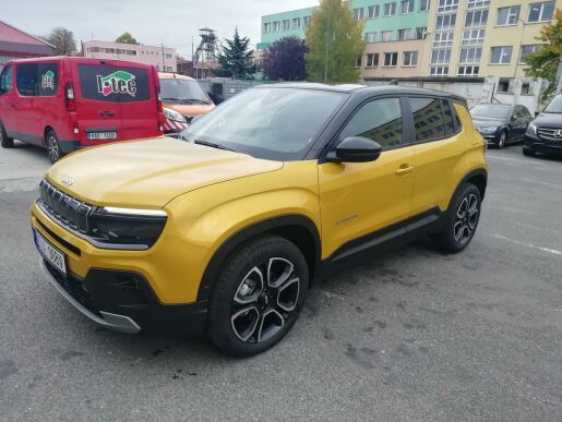 Jeep Avenger Electric Summit 54 kWh 156 k
